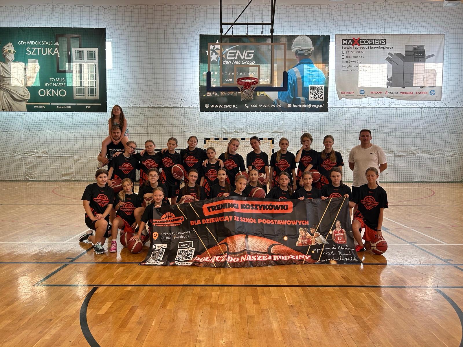 AKADEMIA SPORTU TRÓJKA LEGIONOWO